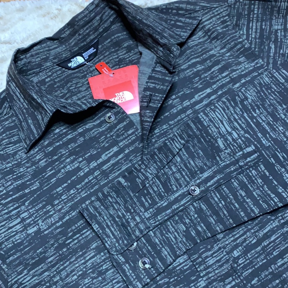 NWT North Face button down shirt